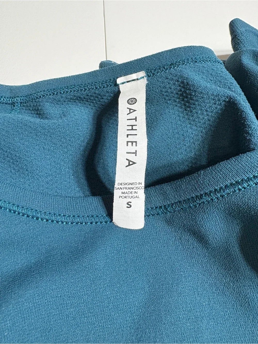 Athleta Speedlight Running Top in Oceanic Teal